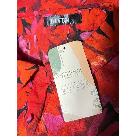 BTFBM NWT Long Sleeve Red Floral Button Up Blouse Size Small - Picture 5 of 5